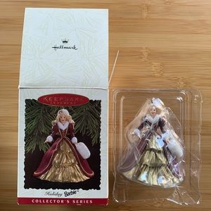 HALLMARK 1996 • Holiday Barbie Collector’s Series Ornament • 4th in Series